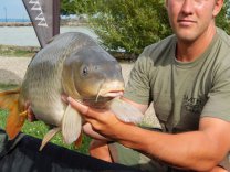 8,18 kg Egy szem Iq Baits 20mm-es szilv�s Pop up-ra.